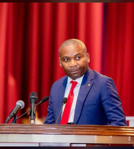 RDC : Accusations de plagiat contre le député Trésor Mutiki autour d’une proposition de loi sensible, une plainte annoncée